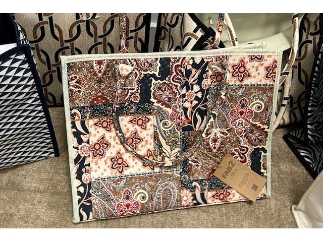 10 designtassen fab2 - afbeelding 3 van  3