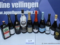 10 div flessen sterke drank, wo bailey's - afbeelding 1 van  3