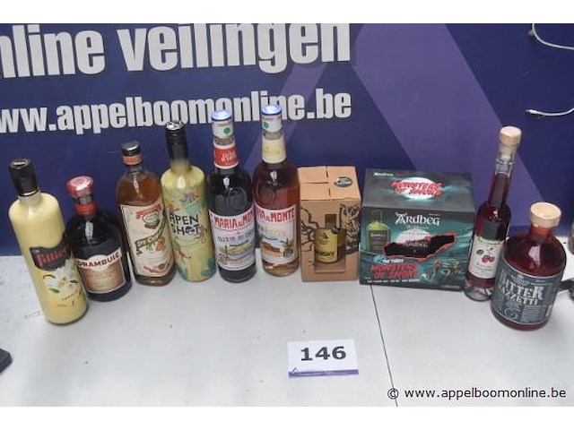10 div flessen sterke drank, wo filliers - afbeelding 1 van  3