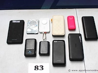 10 div powerbanks, zonder kabels, werking niet gekend - afbeelding 1 van  2