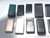 10 div powerbanks, zonder kabels, werking niet gekend - afbeelding 2 van  2