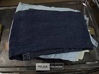 ±10 div soorten broeken mt 30 - afbeelding 2 van  5