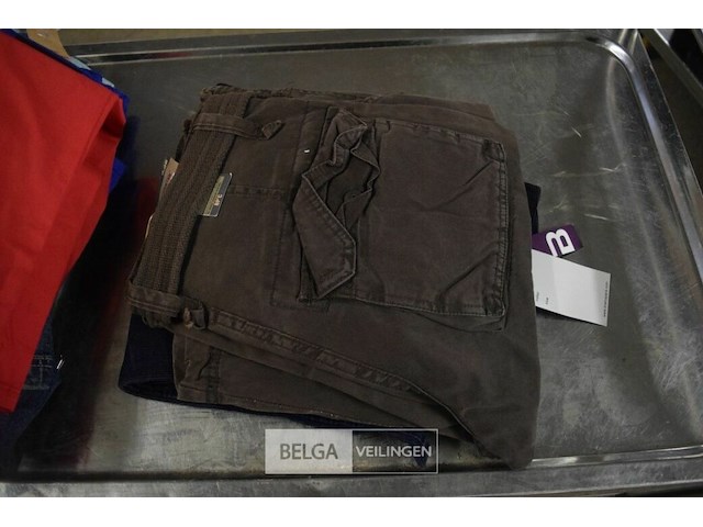 ±10 div soorten broeken mt 30 - afbeelding 5 van  5
