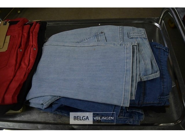 ±10 div soorten broeken mt 30 - afbeelding 5 van  8