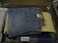 ±10 div soorten broeken mt 30 - afbeelding 3 van  6