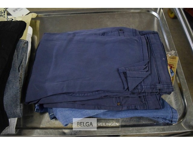 ±10 div soorten broeken mt 30 - afbeelding 5 van  6