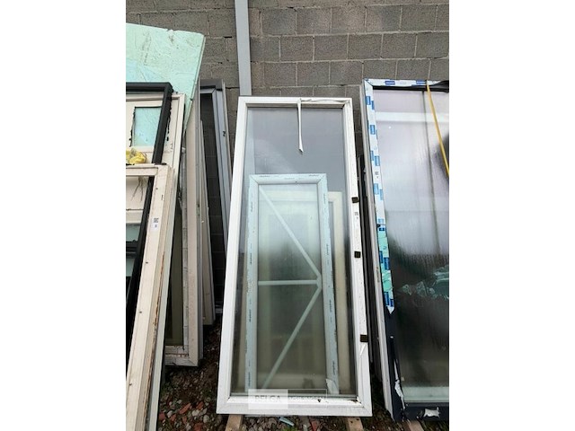 ± 10 diverse alu ramen - afbeelding 1 van  2