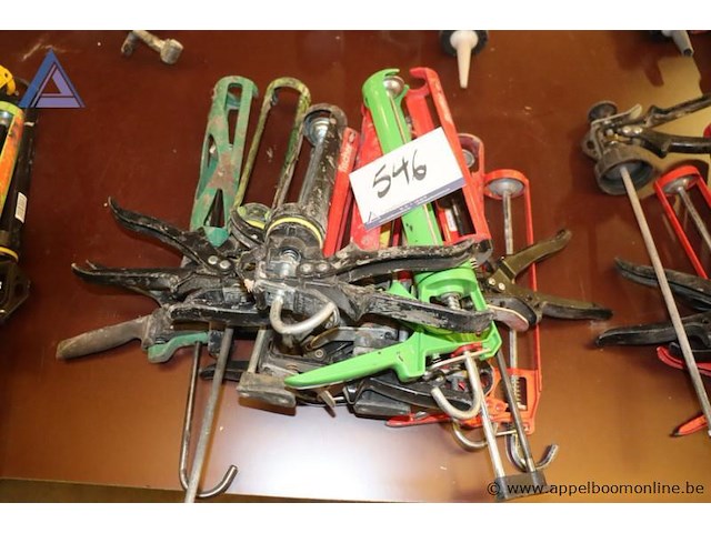 10 diverse kitpistolen - afbeelding 1 van  1