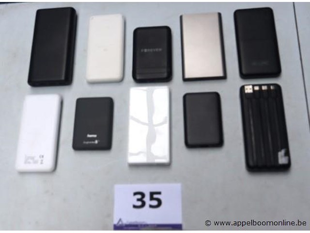 10 diverse powerbanks, werking niet gekend - afbeelding 1 van  3