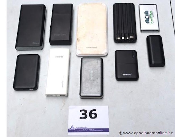 10 diverse powerbanks, werking niet gekend - afbeelding 1 van  2