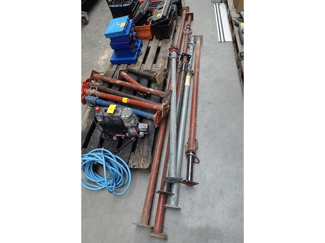 10 diverse stansoenebn - afbeelding 1 van  4