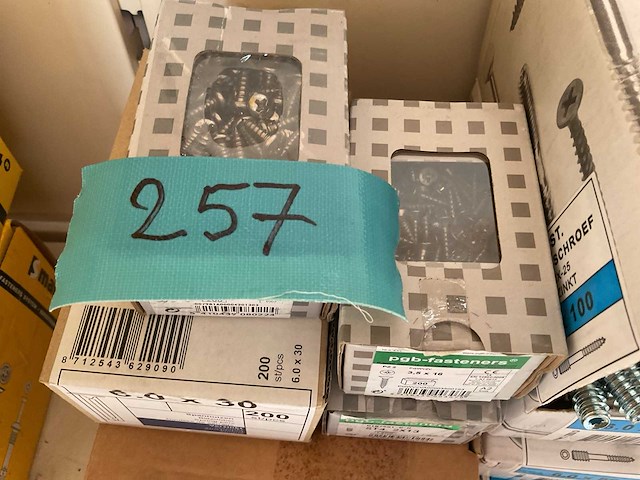 10 dozen afstandsschroeven; inox schroeven - afbeelding 3 van  4