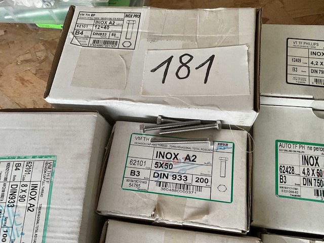 10 dozen inox schroeven en bouten - afbeelding 2 van  5