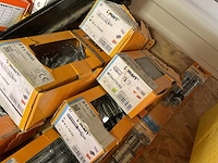 10 dozen met anker bouten - afbeelding 2 van  7