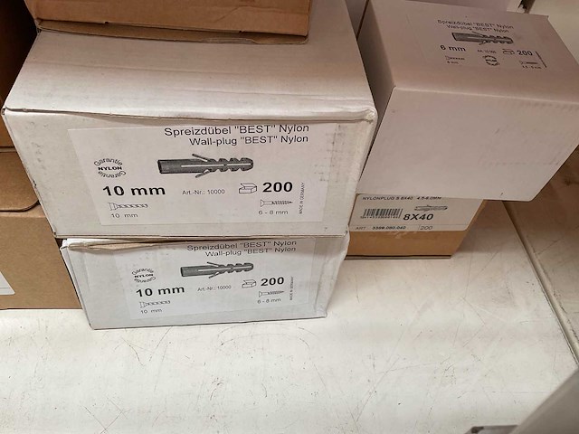 10 dozen pluggen - afbeelding 4 van  6