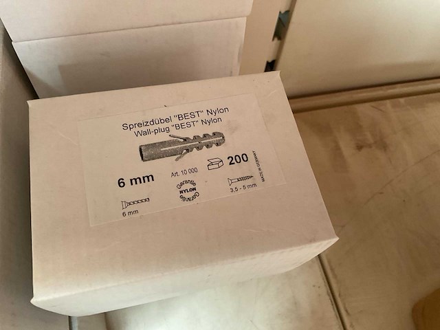 10 dozen pluggen - afbeelding 6 van  6