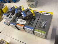 10 dozen schroeven bouten en bolmoeren - afbeelding 6 van  6