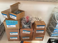 10 dozen zeskantbouten; schroeven - afbeelding 1 van  8