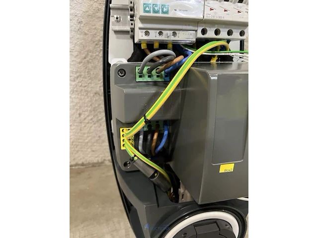 10 dubbele laadstations evbox businessline 4g - 16 a - satellite - afbeelding 16 van  20