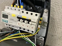 10 dubbele laadstations evbox businessline 4g - 32 a - satellite - afbeelding 21 van  21