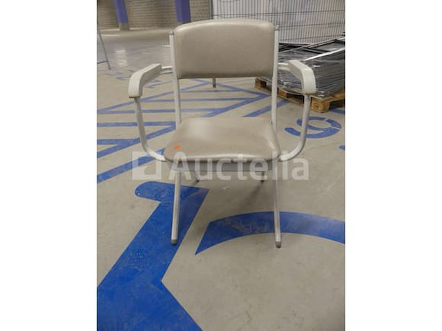 10 fauteuils - afbeelding 5 van  8