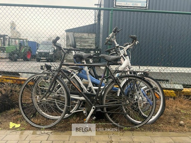 10 fietsen - afbeelding 3 van  4