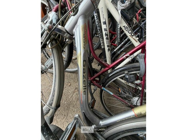 10 fietsen - afbeelding 7 van  10