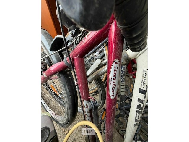 10 fietsen - afbeelding 8 van  10