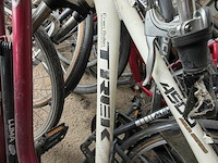 10 fietsen - afbeelding 9 van  10