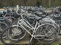 10 fietsen - afbeelding 1 van  1