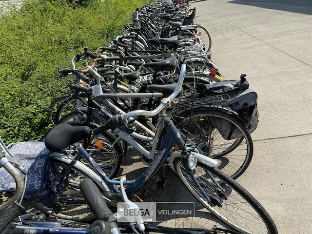 10 fietsen - afbeelding 3 van  5