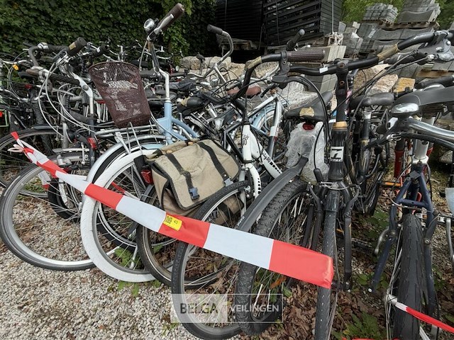 10 fietsen - afbeelding 3 van  4