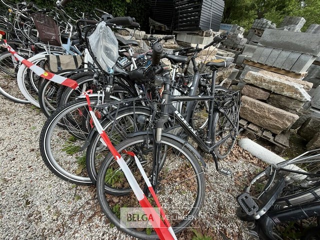 10 fietsen - afbeelding 3 van  5