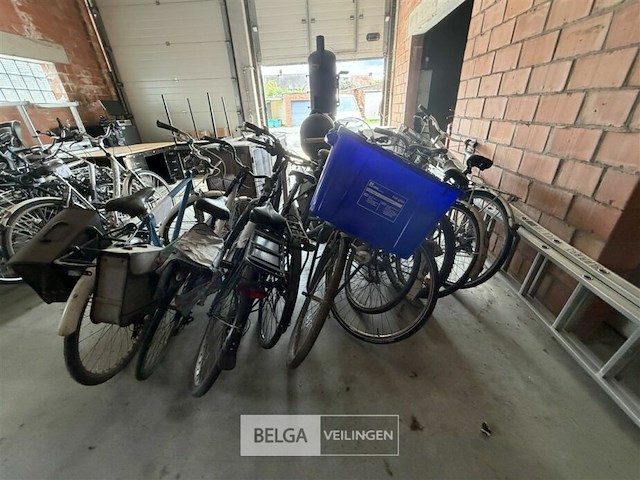 10 fietsen - afbeelding 3 van  3