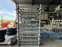 10 gegalvaniseerde stapelrekken