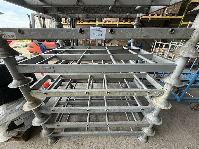 10 gegalvaniseerde stapelrekken - afbeelding 2 van  2