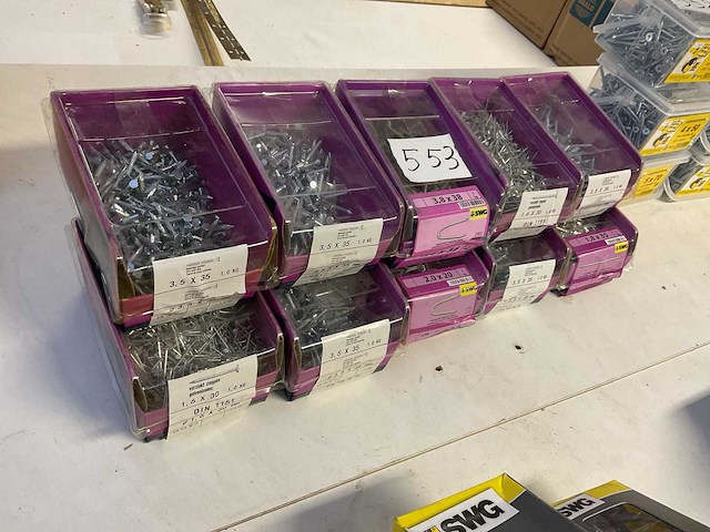 10 grijp bakjes met nagels en krammen - afbeelding 5 van  5