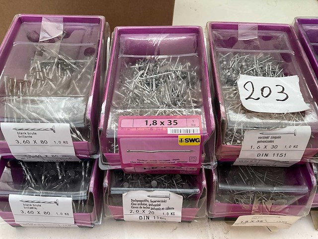 10 grijp dozen met nagels - afbeelding 4 van  6