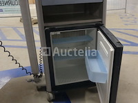 10 haelvoet bedside advance medische nachtkastjes met ingebouwde koelkast (lot 001bis) - afbeelding 2 van  7