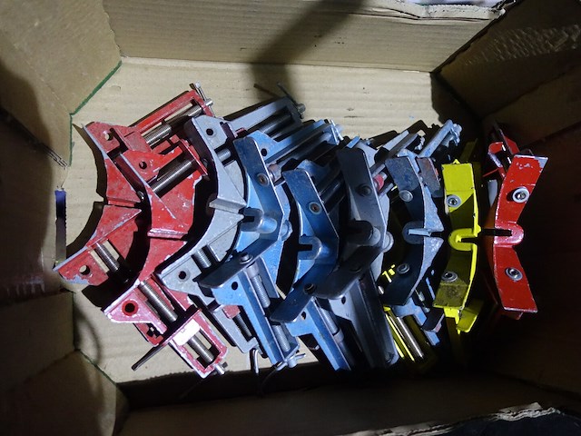 10 hoekklemmen - afbeelding 1 van  6