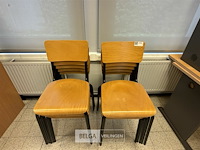 10 houten stoelen - afbeelding 2 van  2