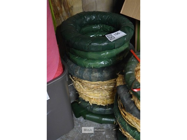 10 kransen - afbeelding 1 van  4