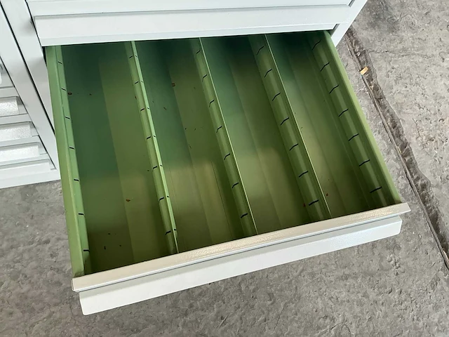 10-laden materiaalkast (2x) - afbeelding 5 van  6
