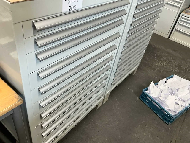 10-laden materiaalkast - afbeelding 3 van  5