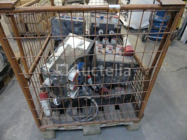 10 mennekes bouwkapellen - afbeelding 3 van  10