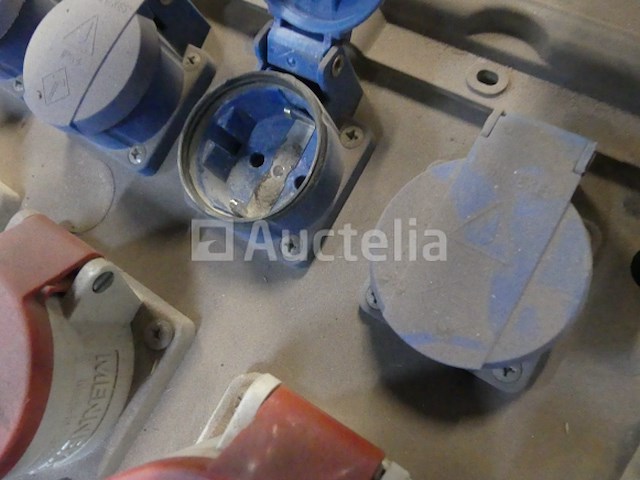 10 mennekes bouwkapellen - afbeelding 8 van  10