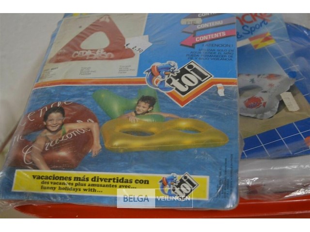 ±10 opblaasbare banden ( zwembad) - afbeelding 2 van  3