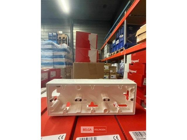 ± 10 opbouwdoos 3-voudig - afbeelding 1 van  1