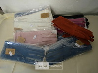 ±10 paar dameshandschoenen - afbeelding 1 van  2