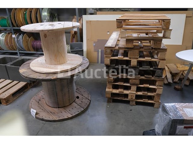 10 pallets en 2 drums - afbeelding 4 van  4
